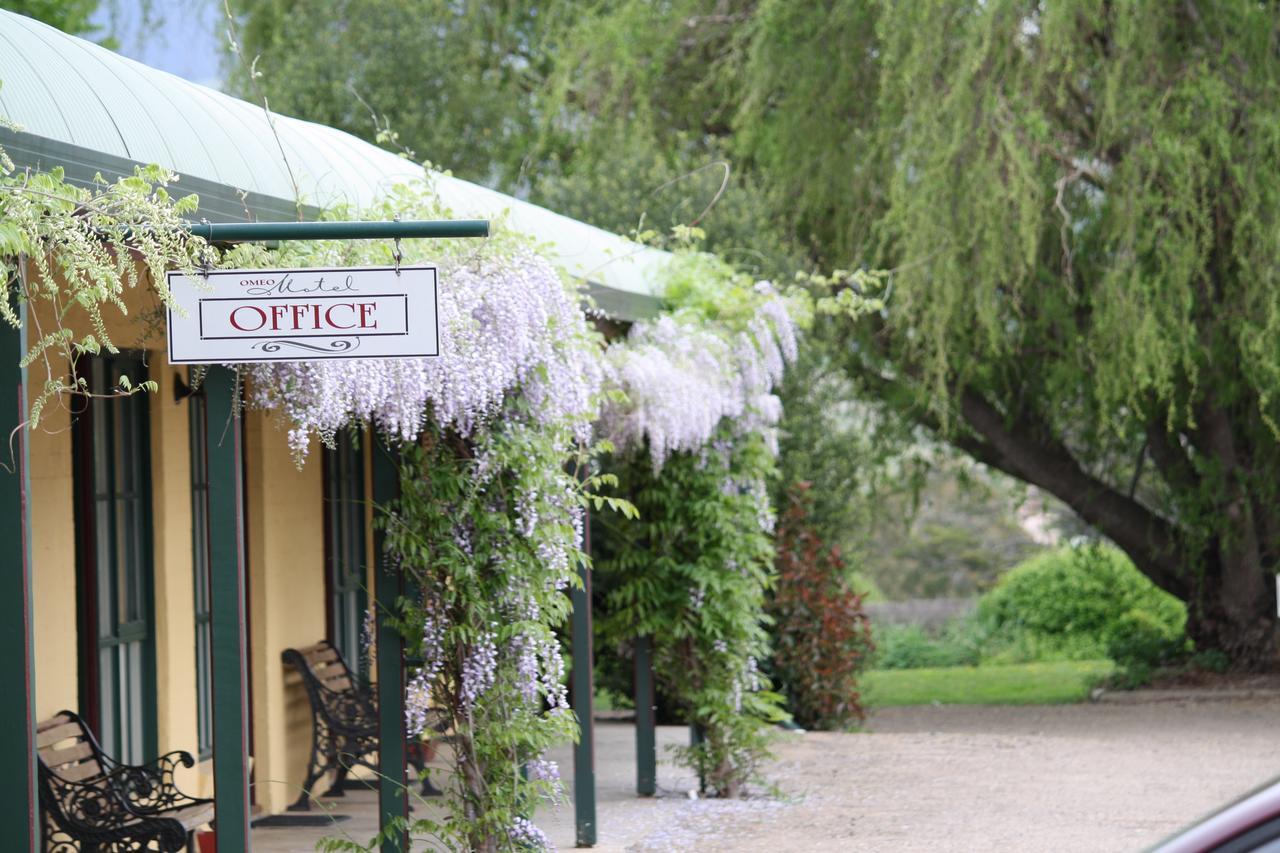 Omeo Motel Экстерьер фото